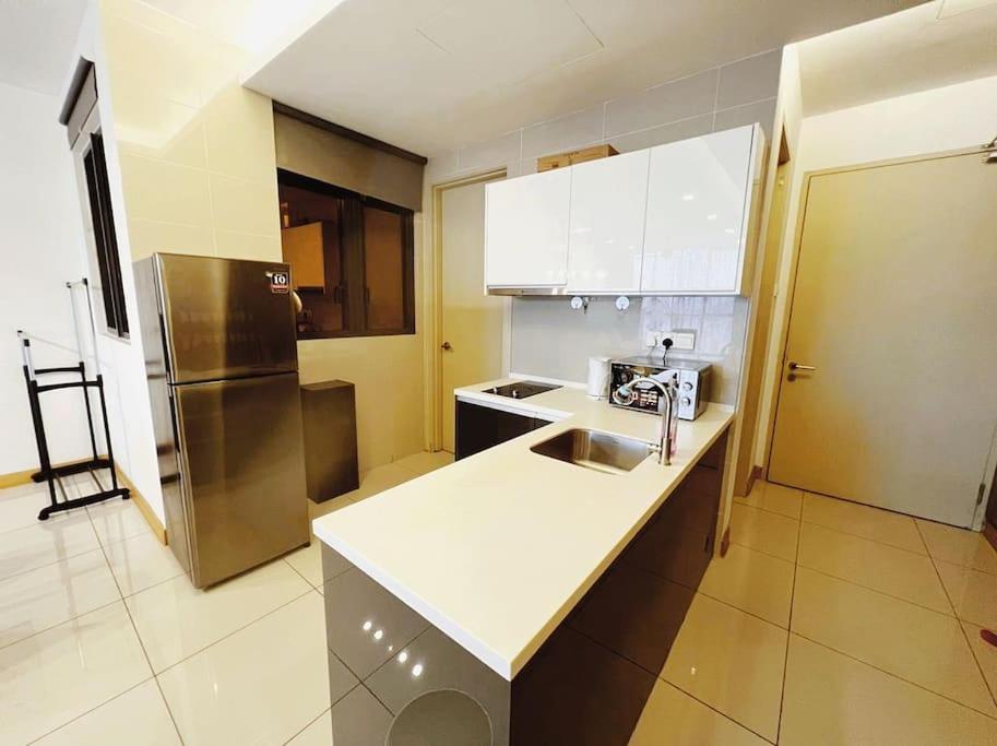 Promoconnected Train 2 Bedroom * Kuala Lumpur